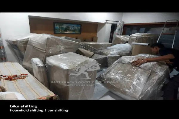 Packers and Movers Loading Work Vadodara Makarpura